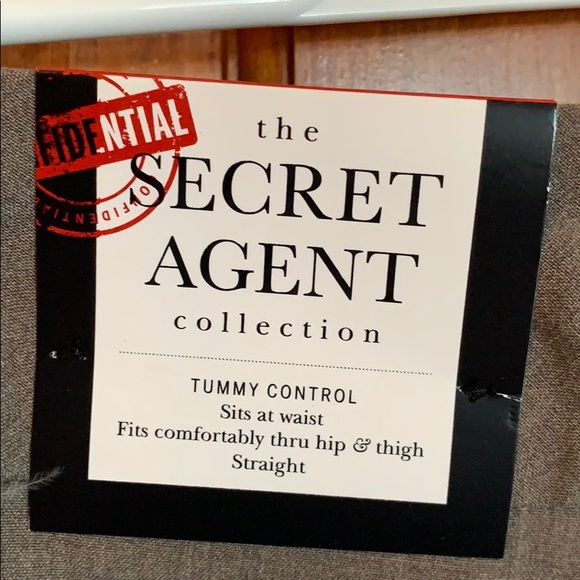 Dress pants, straight leg - Picture 4 of 9